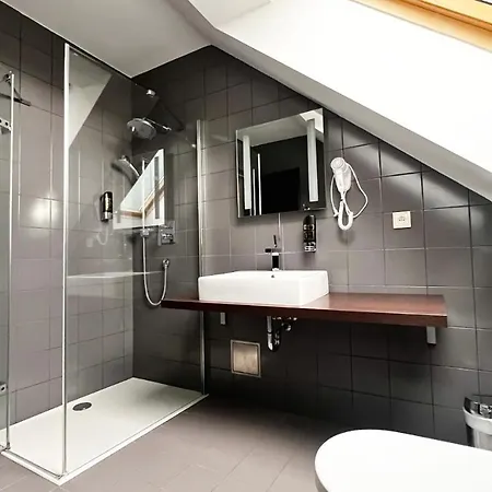 Zabcice Hotel