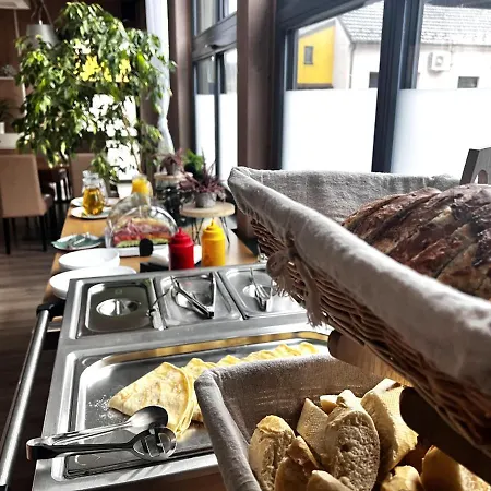 Zabcice 3* Žabčice