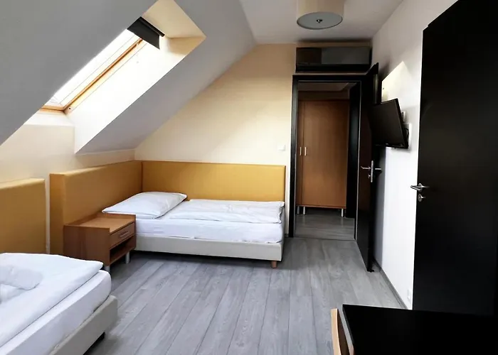 Zabcice 호텔 3*
